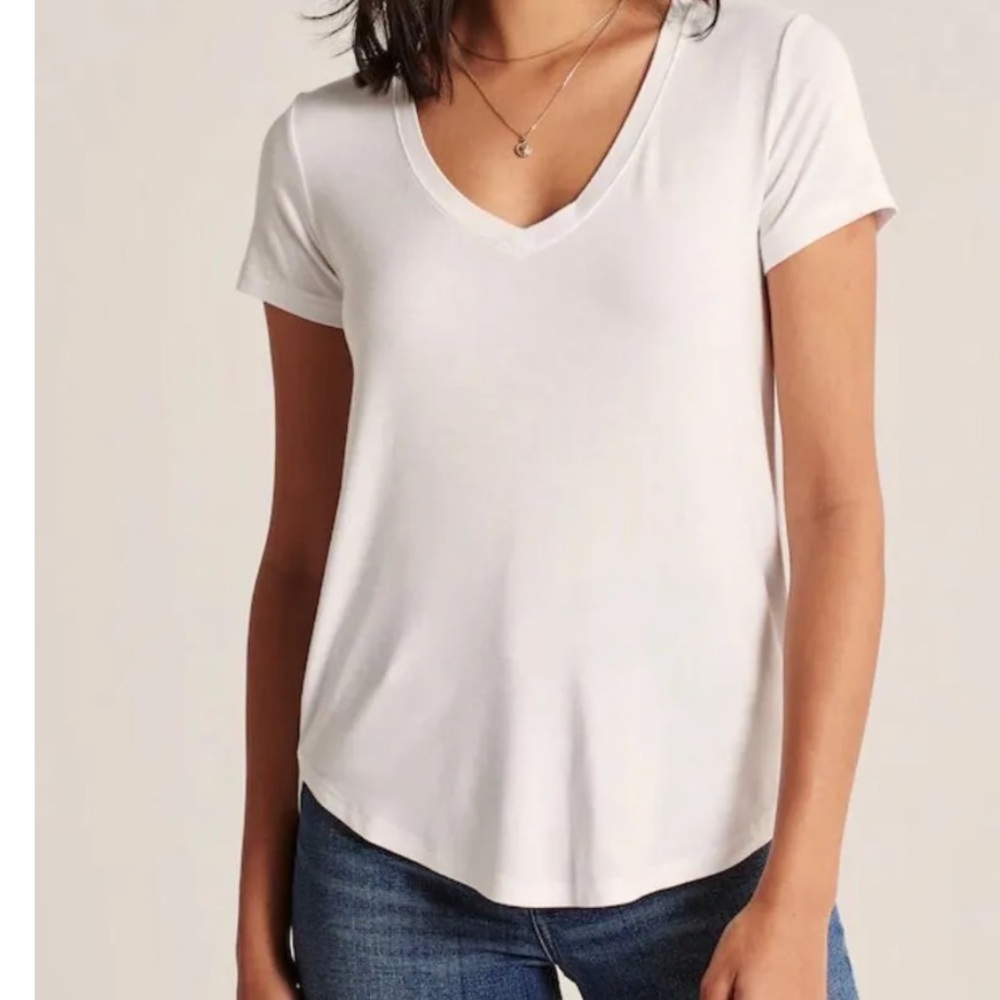 Abercrombie & Fitch White V-Neck Short Sleeve Tee